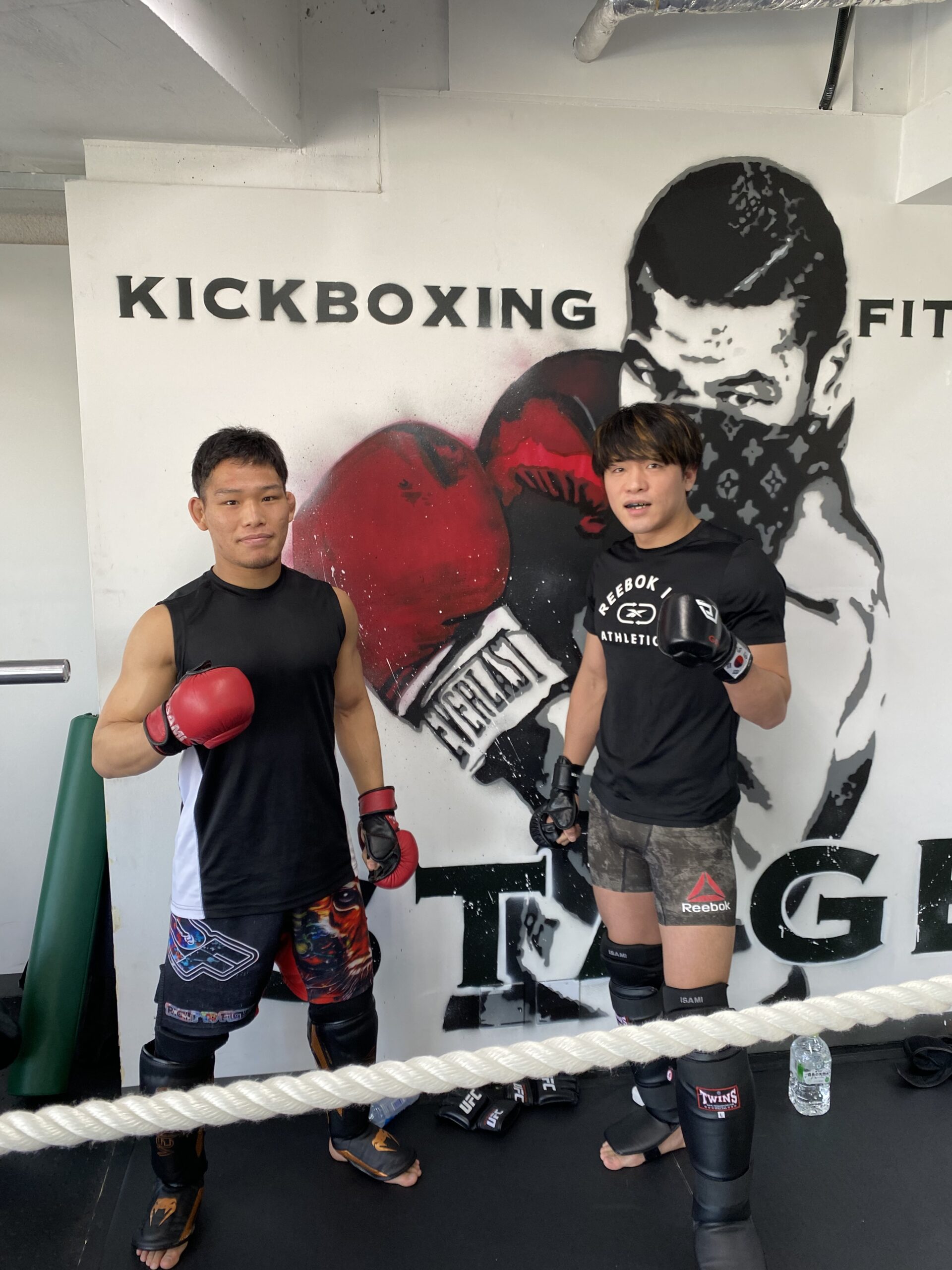 Read more about the article <strong>RIZIN</strong><strong>ファイターご来館</strong><strong>^_^</strong>